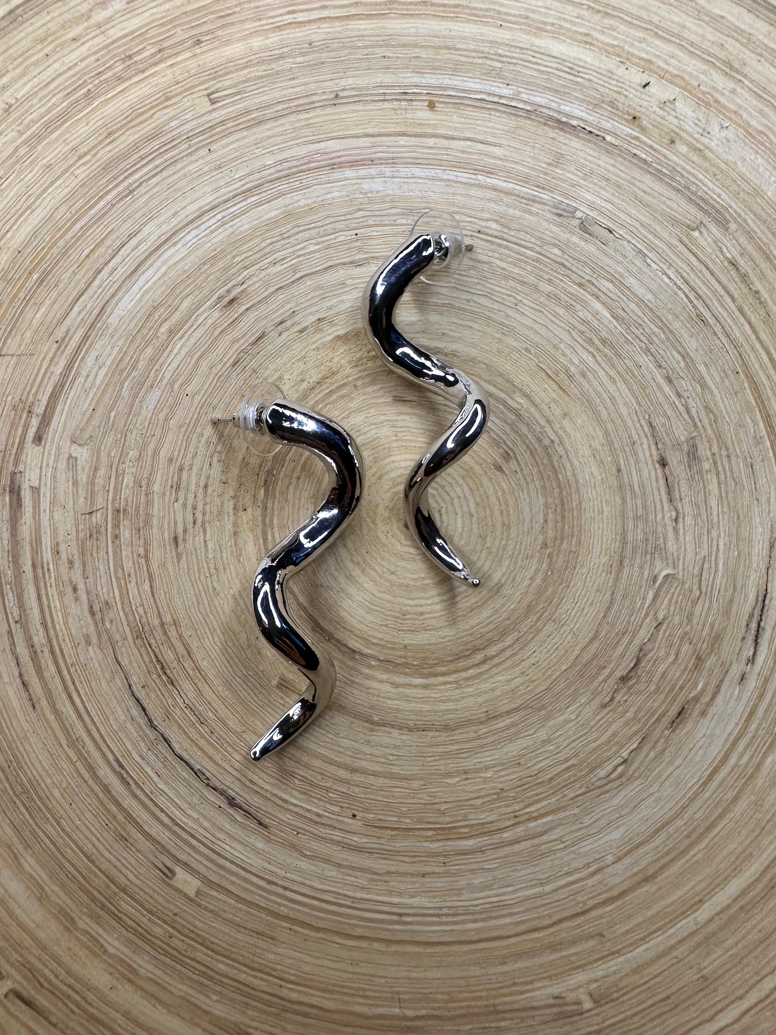 silver asimetrik boru küpe