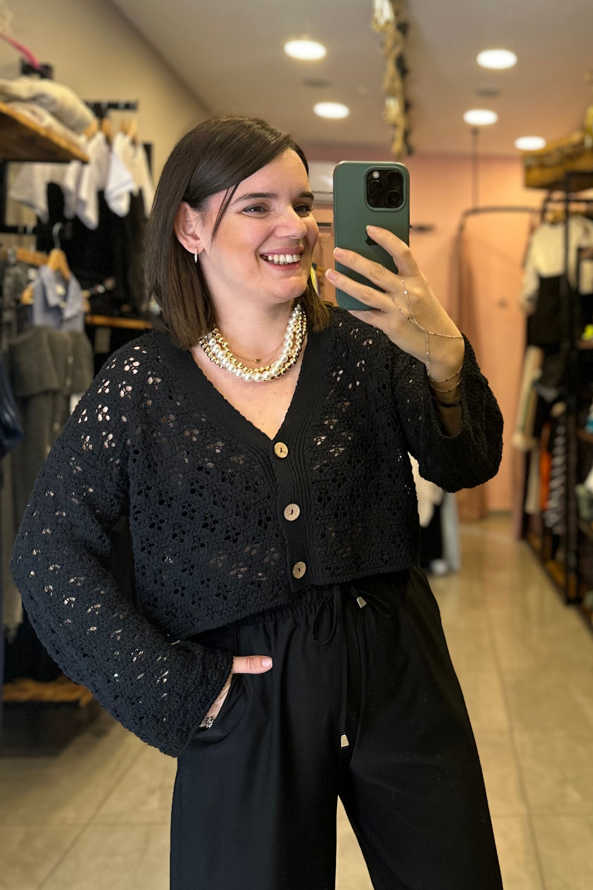 Siyah Delikli Merserize Hırka