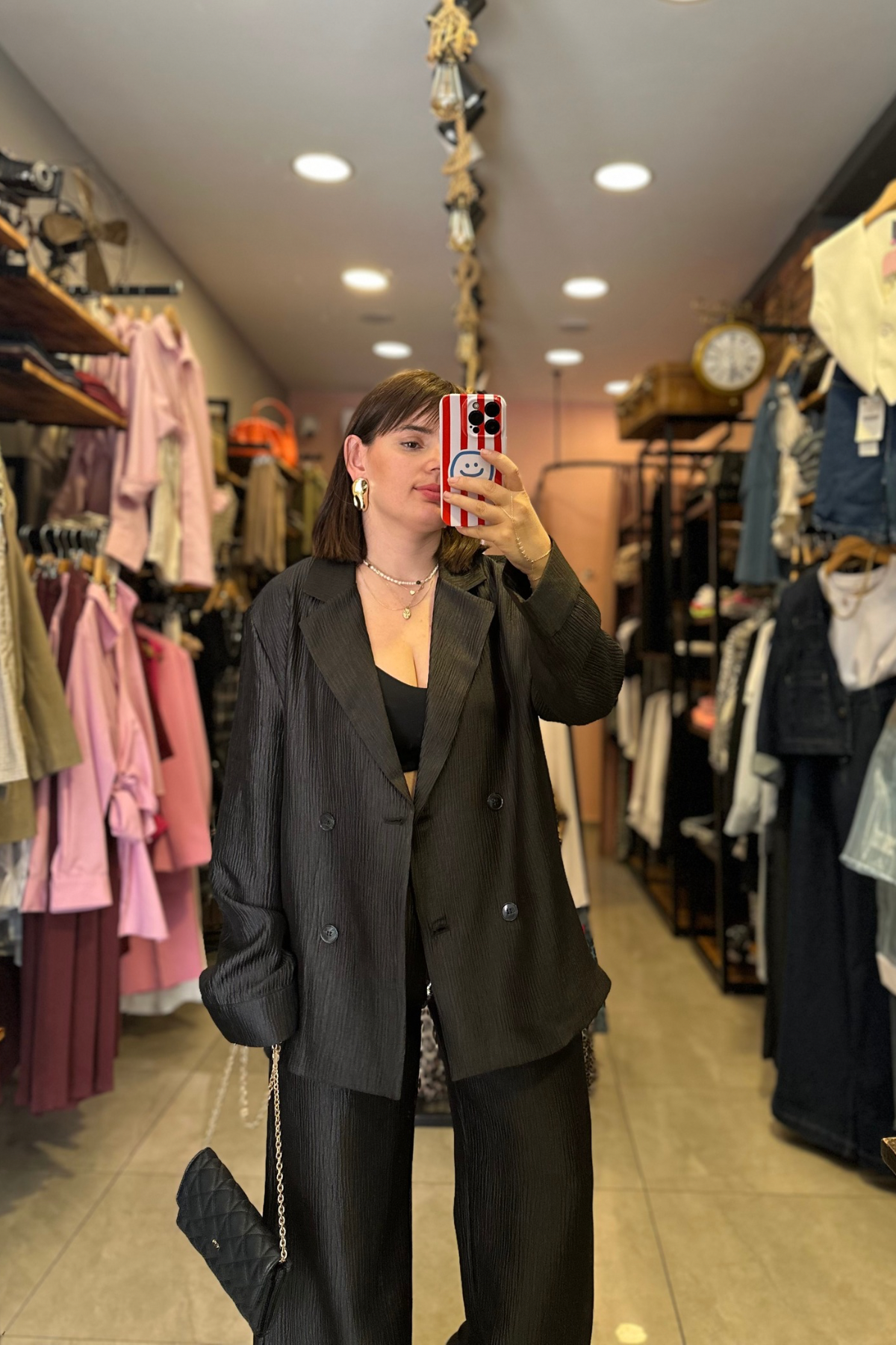 Siyah Ön Düğmeli Parlak Kumaş 