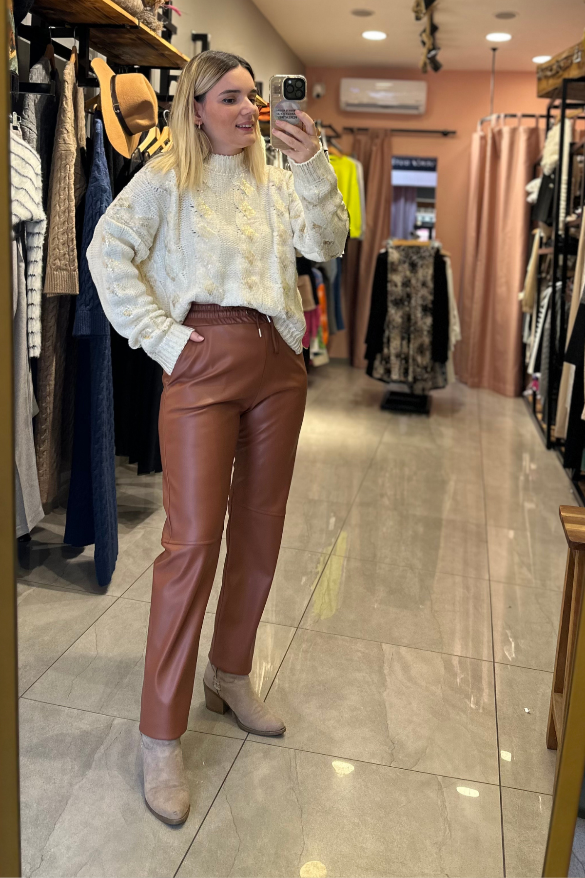 Taba Şardonlu Dikiş Detay Deri Pantolon