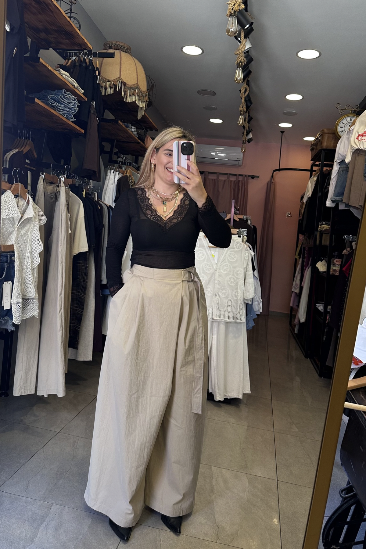 Taş Rengi Kuşaklı Pantolon