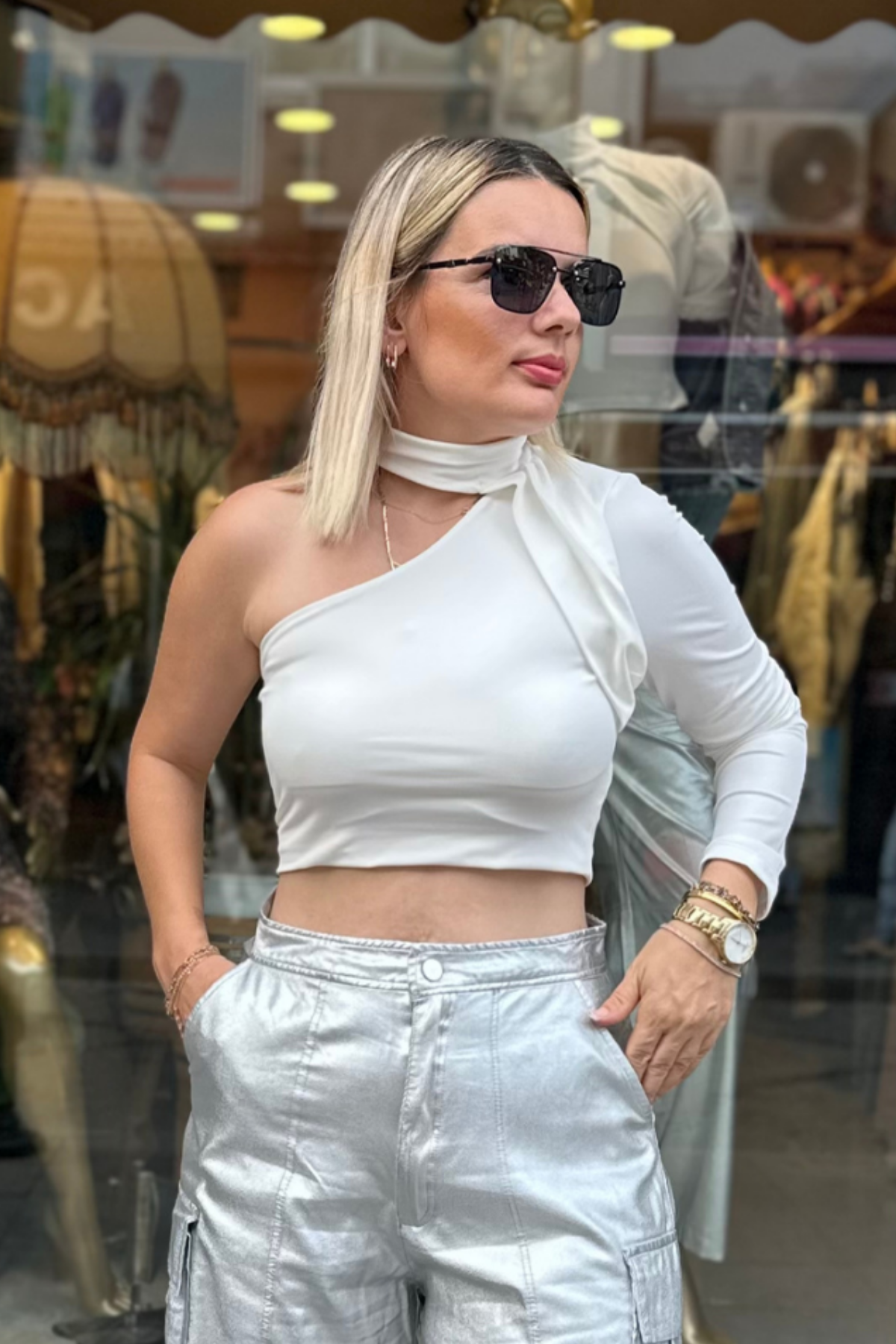 Tek omuz Detay Beyaz Bluz