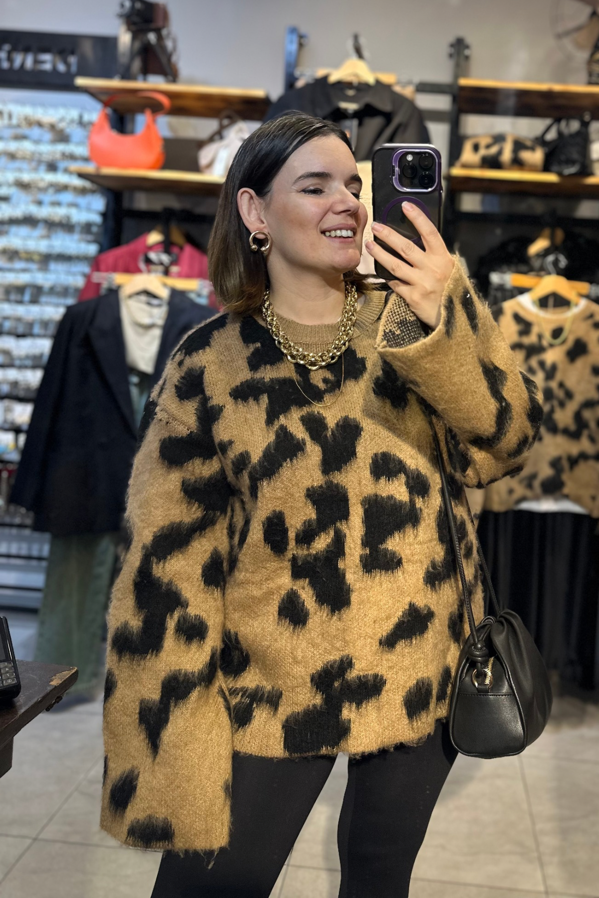 Yumoş dokulu Leopar Triko Kazak