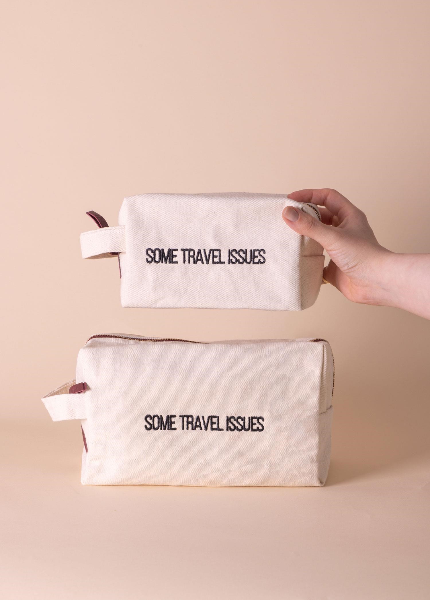 KYND Some Travel Issues Organizer Çanta 24x11x15 cm