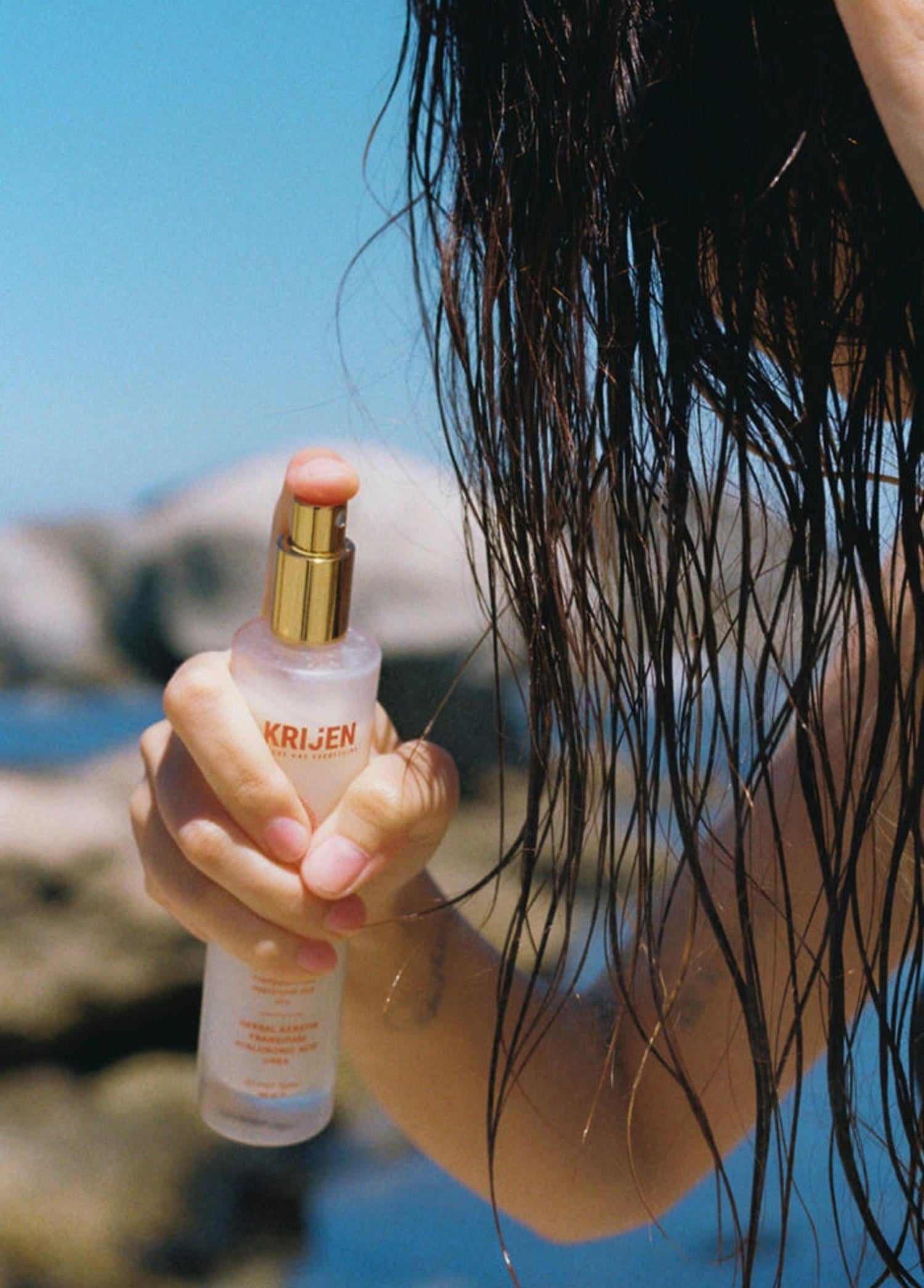 Krijen Frangipani - Bitkisel Kolay Tarama Sağlayan Keratin Sütü 100 Ml