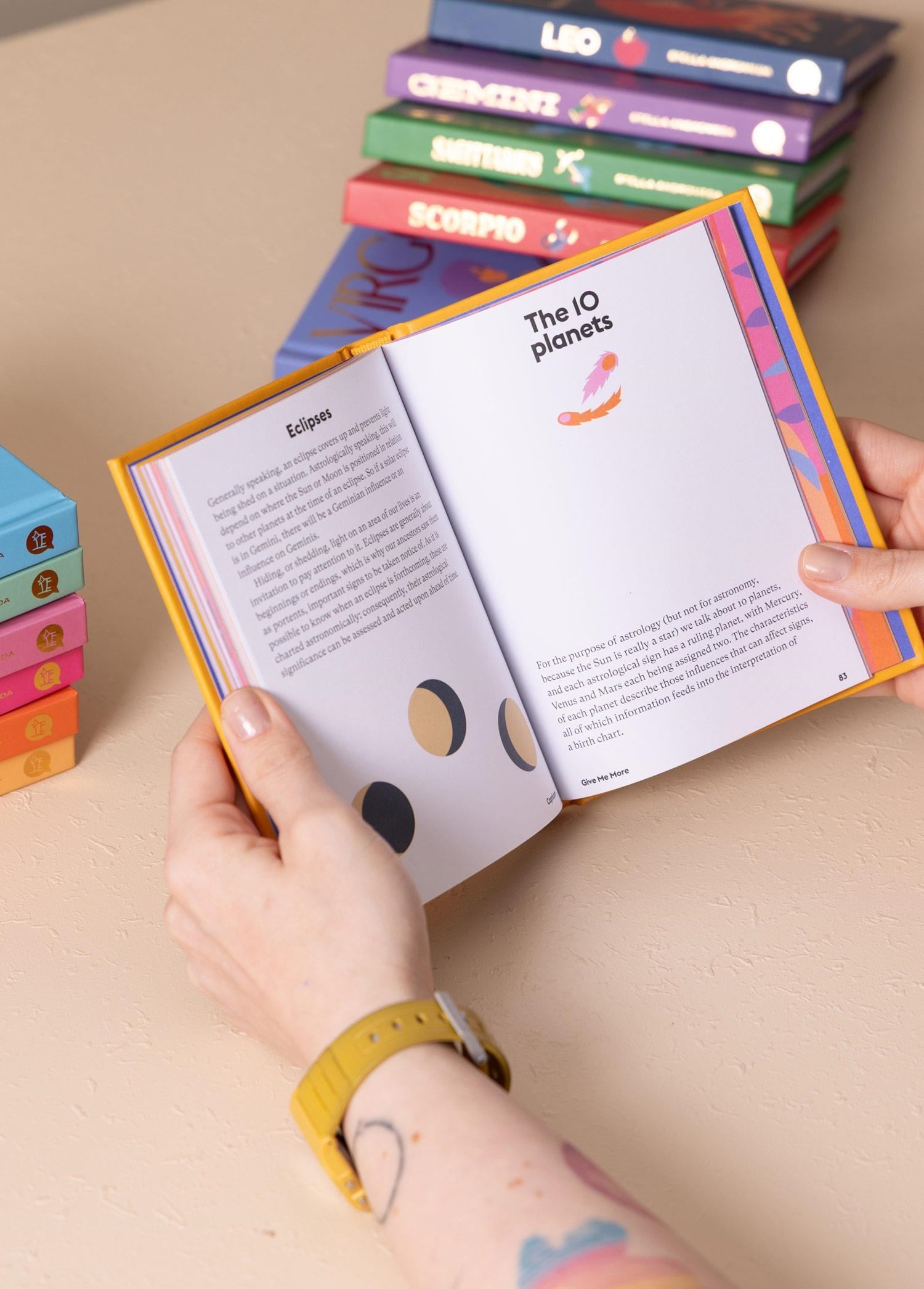 The Mia Capricorn Kitap