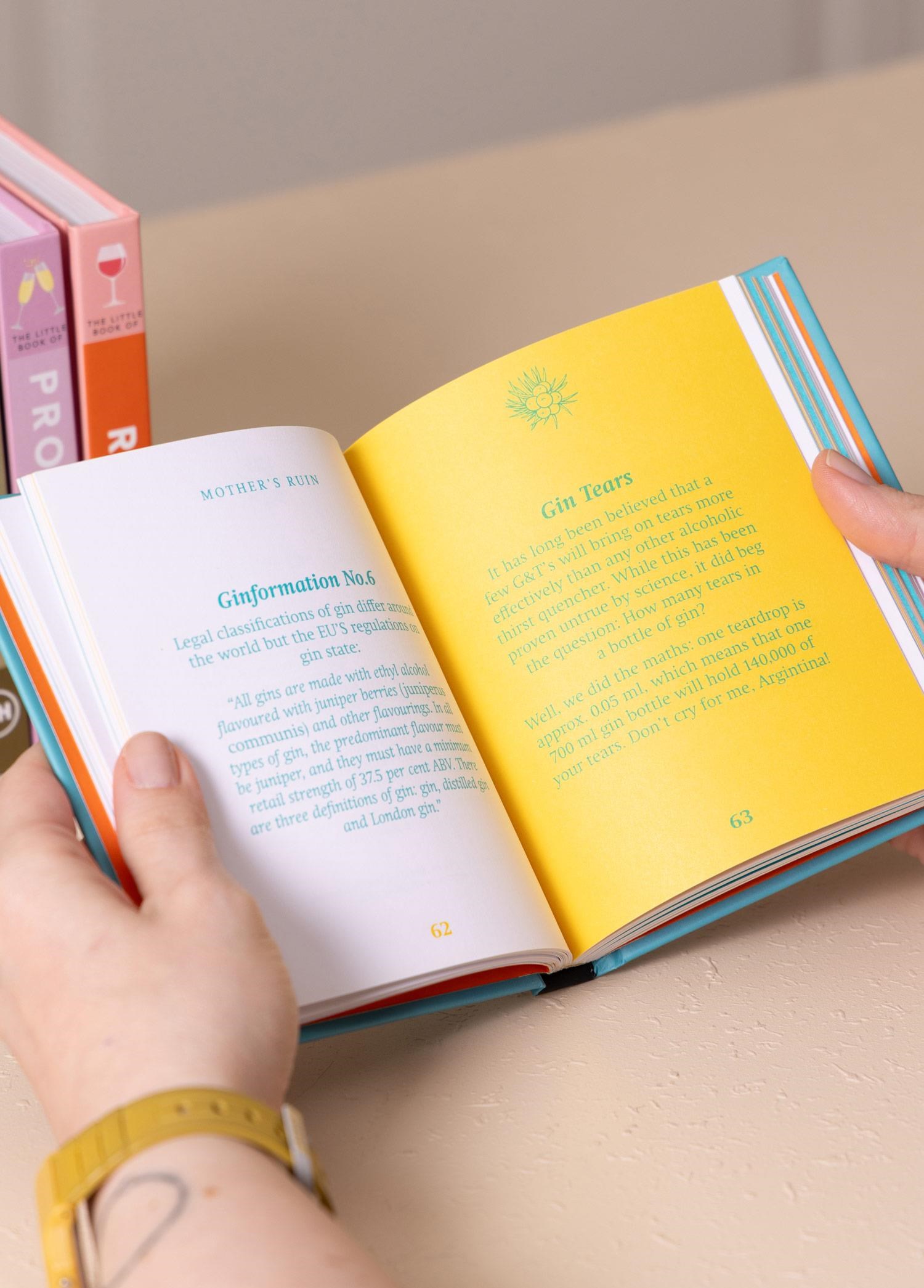 The Mia The Little Book of Gin A Kitap