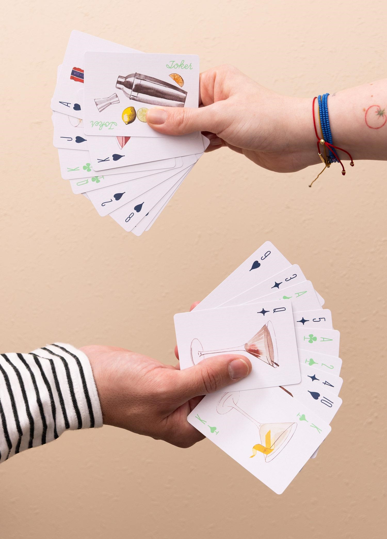 The Mia Gin Rummy Oyun Kartları