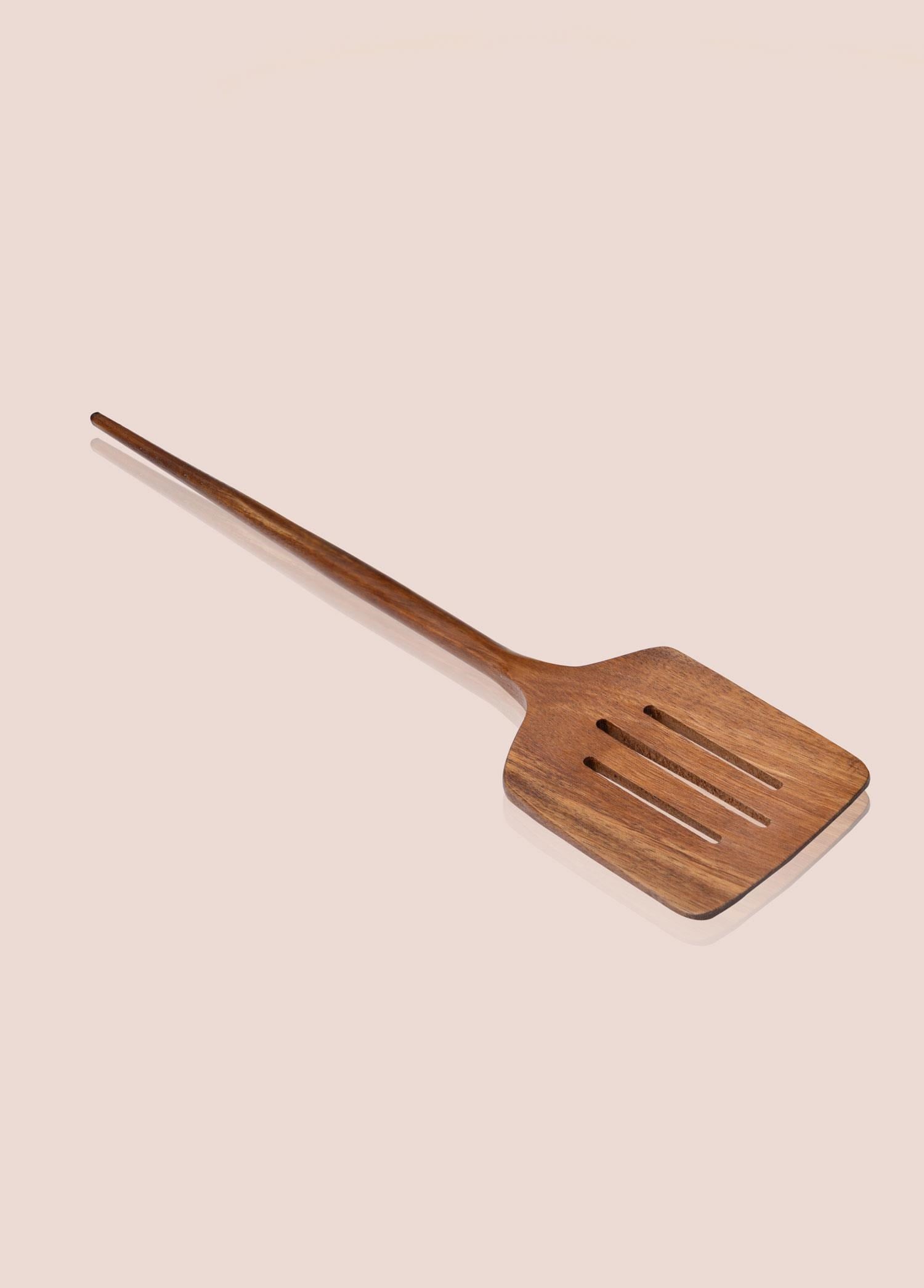 The Mia Natura Akasya Delikli Spatula 35x8 cm
