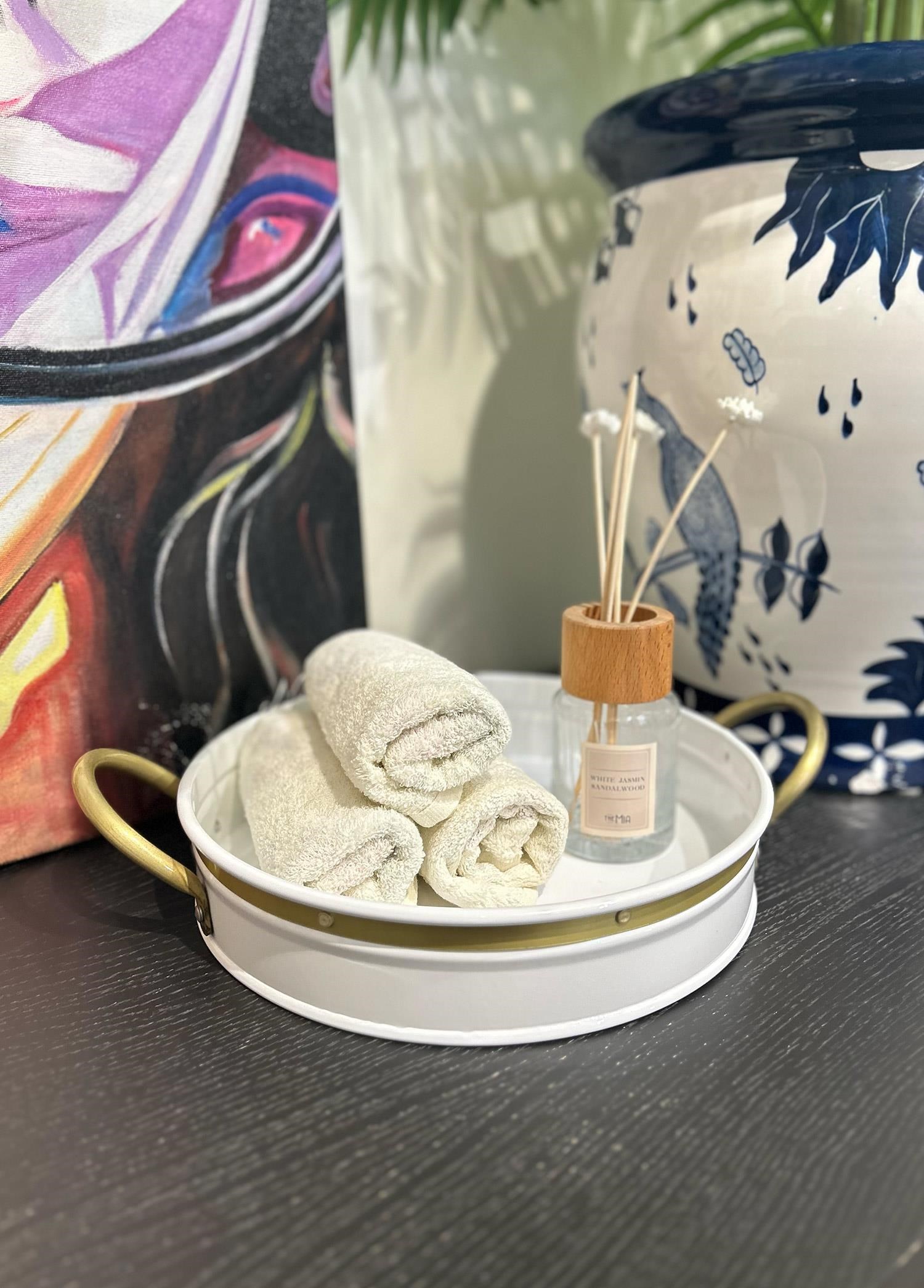 The Mia Galvin Tepsi Beyaz 30 cm