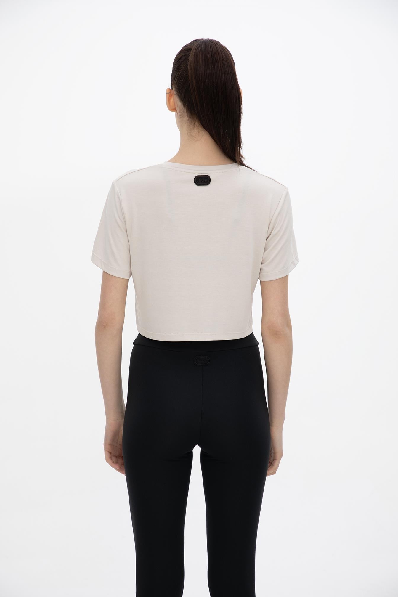 Oma Crop T Shirt Cloud Dancer M