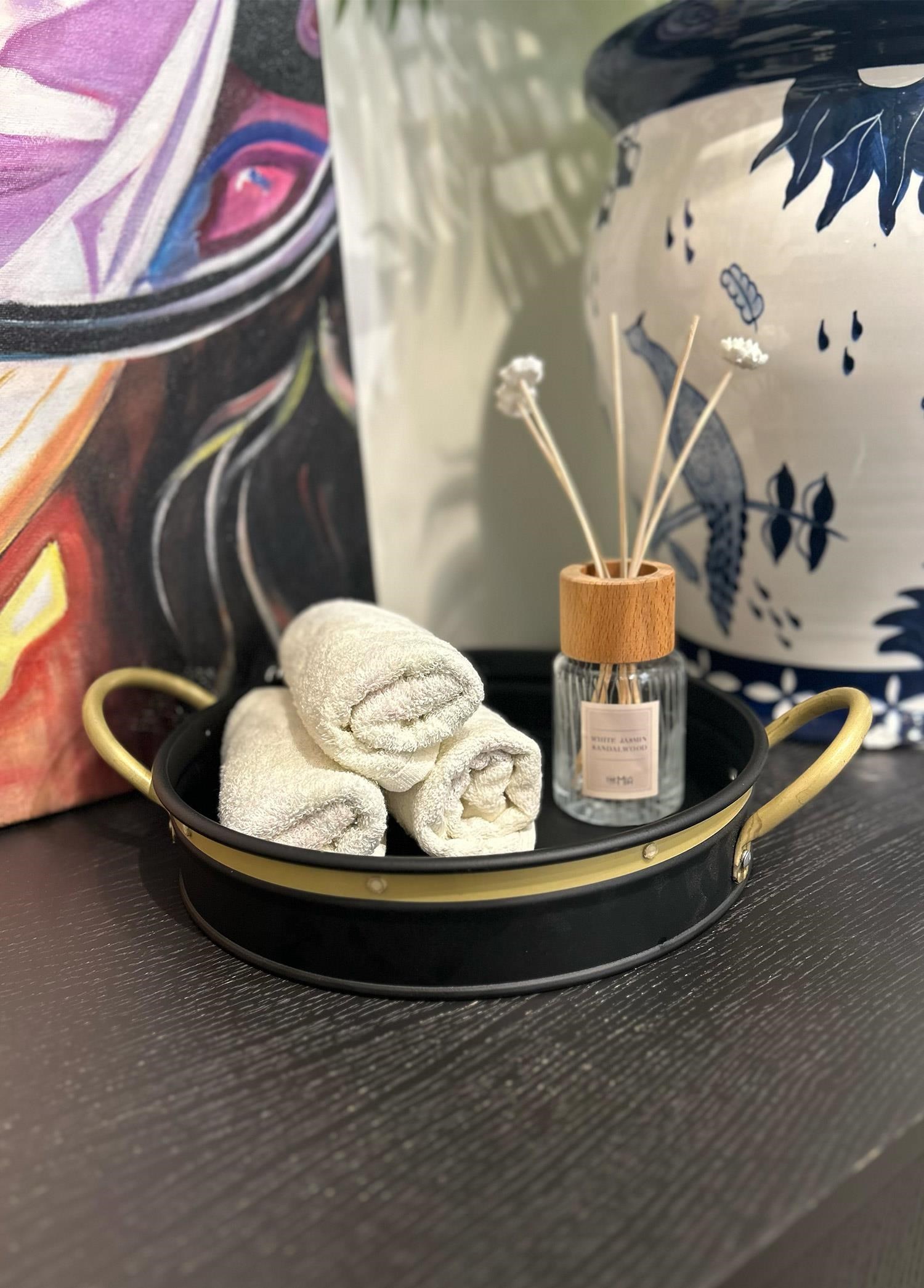 The Mia Galvin Tepsi Siyah 30 cm