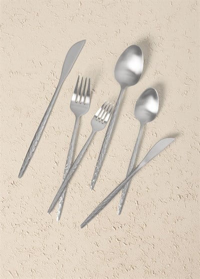 The Mia Shiny Çatal Kaşık Bıçak Takımı Mat Gümüş 24 Parça