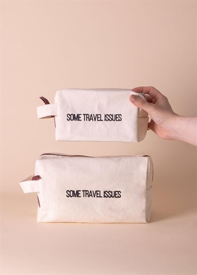 KYND Some Travel Issues Organizer Çanta 24x11x15 cm