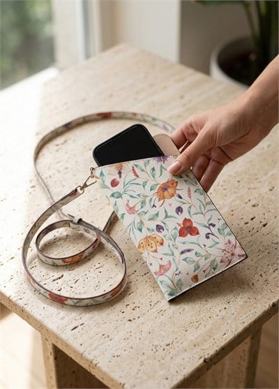 The Mia Telefon Çantası Flower 21 cm