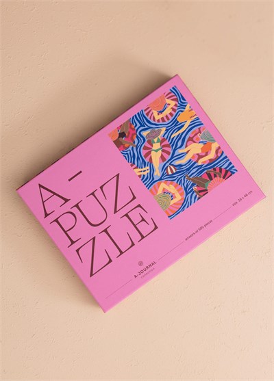 The Mia Havuz Partisi Temalı Puzzle