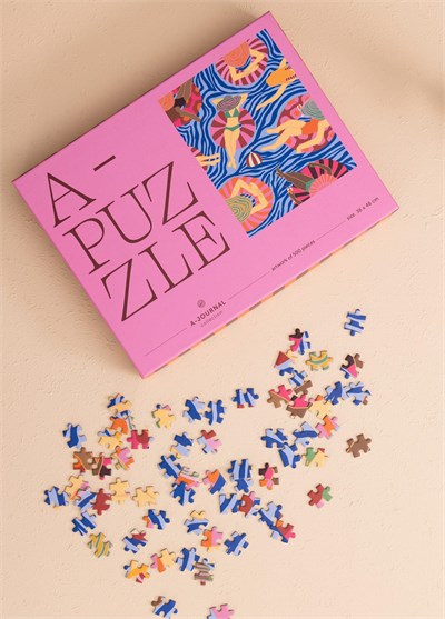 The Mia Havuz Partisi Temalı Puzzle