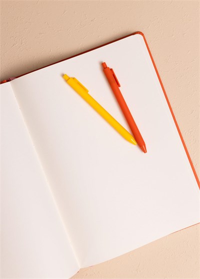 The Mia Retro Güneş Motifli Defter Turuncu 21 x 30 cm
