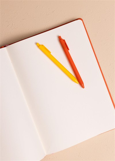 The Mia Retro Güneş Motifli Defter Turuncu 21 x 30 cm