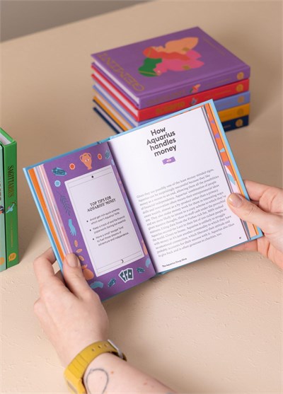 The Mia Aquarius Kitap