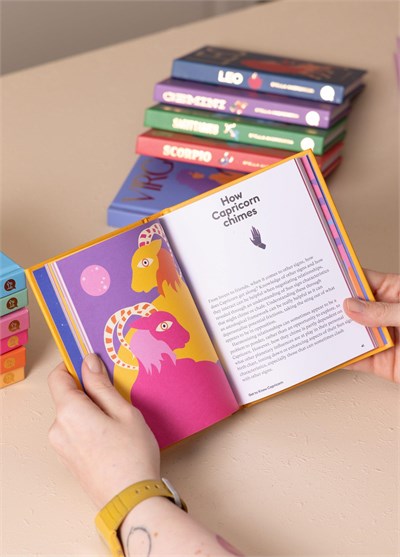 The Mia Capricorn Kitap