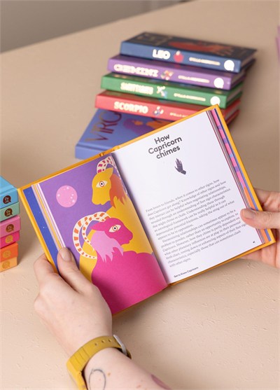 The Mia Capricorn Kitap