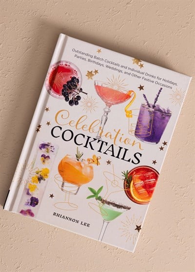 The Mia Celebration Cocktails Kitap