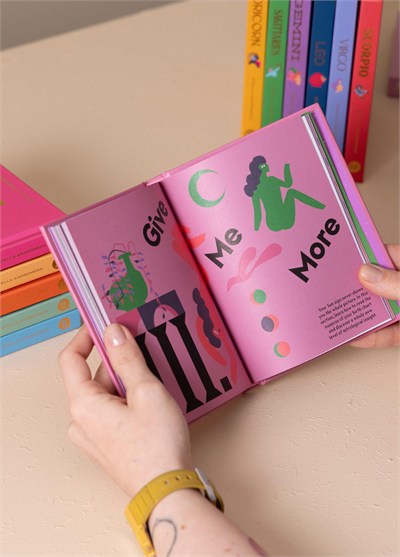 The Mia Libra Kitap