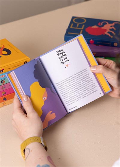 The Mia Virgo Kitap