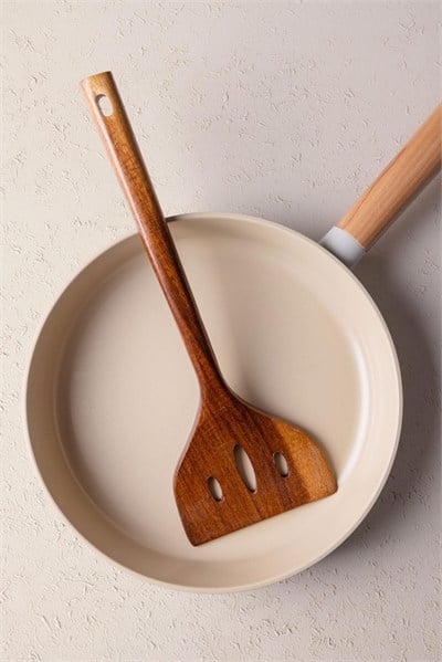 The Mia Natura Akasya Delikli Spatula 34x10 cm