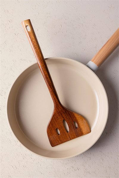 The Mia Natura Akasya Delikli Spatula 34x10 cm