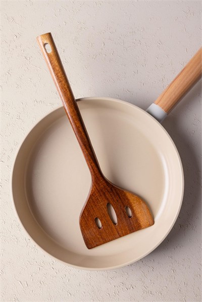 The Mia Natura Akasya Delikli Spatula 34x10 cm