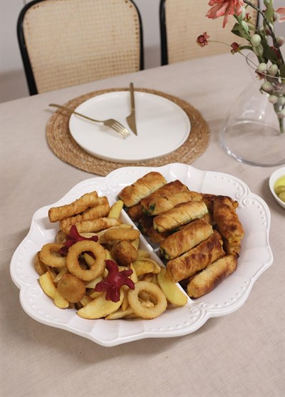 The Mia Grande Servis Tabağı Beyaz 41x32 cm GRD0006