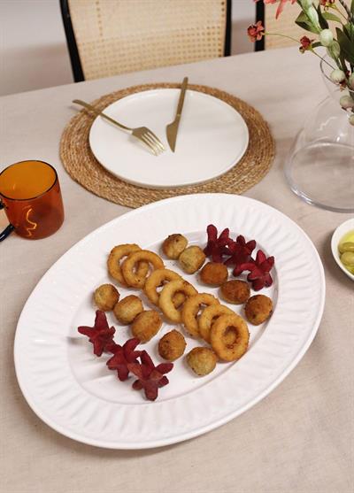 The Mia Grande Servis Tabağı Beyaz 41x31 cm