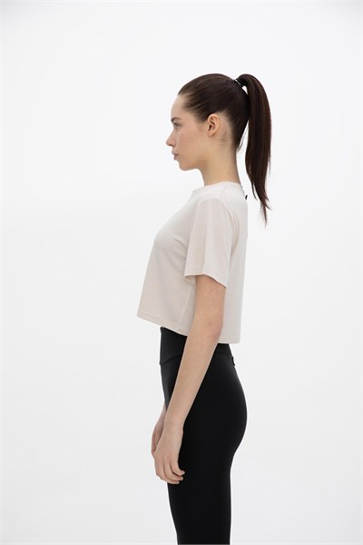 Oma Crop T Shirt Cloud Dancer L