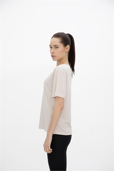 Oma Uzun Düz Dikiş T Shirt Cloud Dancer L