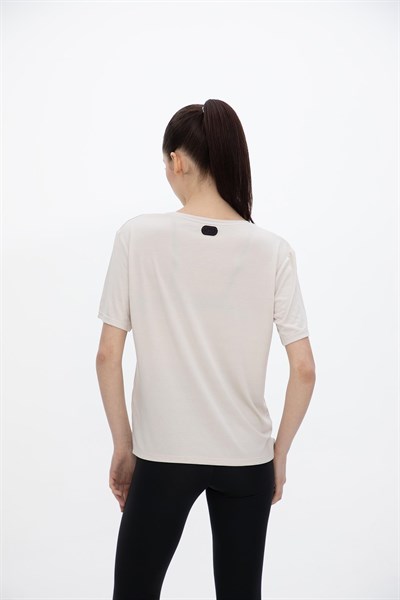 Oma Uzun Düz Dikiş T Shirt Cloud Dancer M