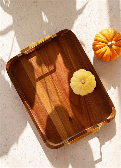 The Mia Natura Metal Kollu Akasya Tepsi 30x23 cm