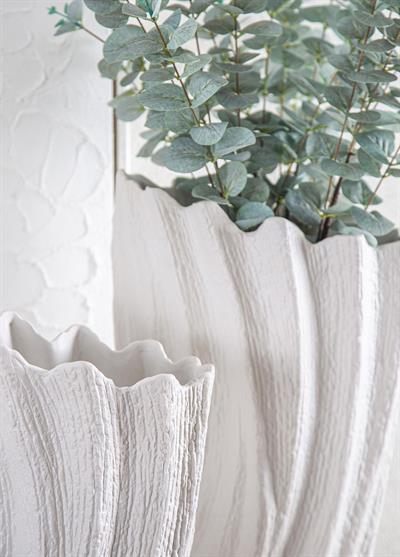 The Mia Licia Seramik Vazo Beyaz 24x15x38 cm