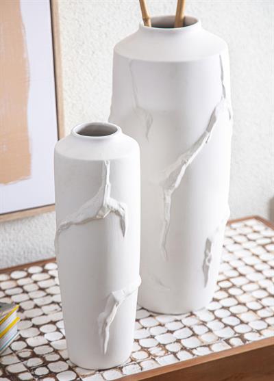 The Mia Licia Seramik Vazo Beyaz 13x13x37 cm