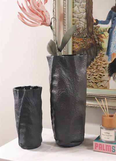 The Mia Licia Seramik Vazo Siyah 18x12x40 cm
