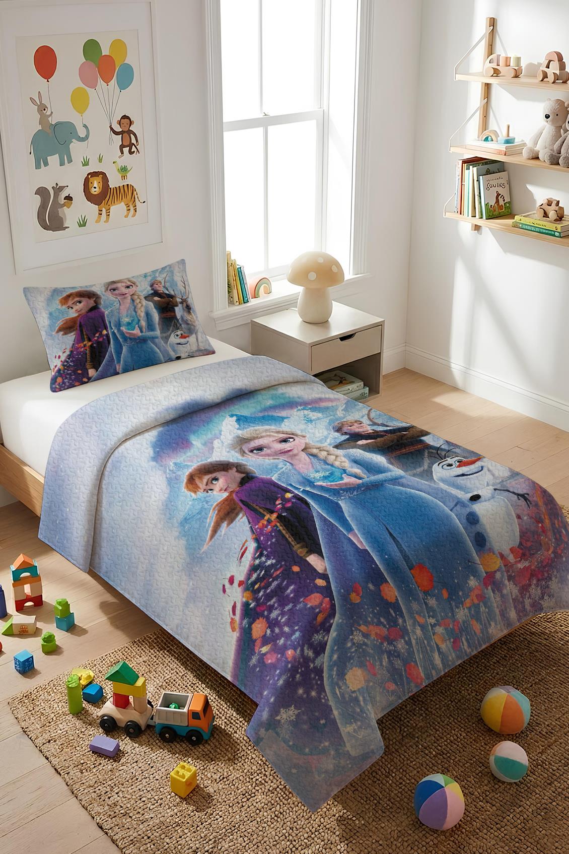 Frozen Temalı Kadife Kumaş Çocuk Yatak Örtüsü Seti (2 Parça) TKY0028