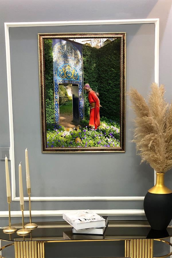 Dekoratif Modern Çerçeveli Kaplumbağa Terbiyecisi Tablosu Portresi 50x70cm OSMN05