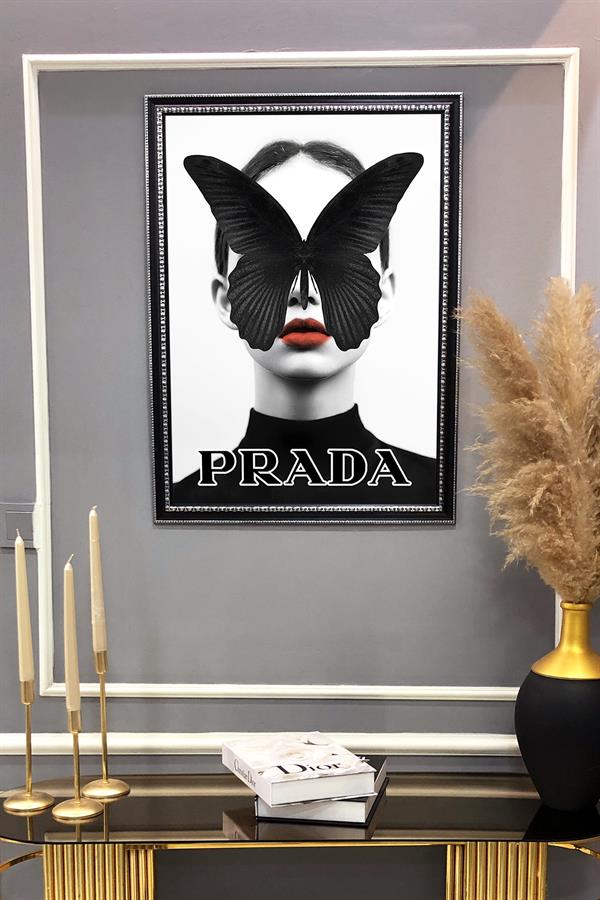 Dekoratif Modern Çerçeveli Prada Kelebek Kadın Desenli Duvar Tablosu 50x70 CM