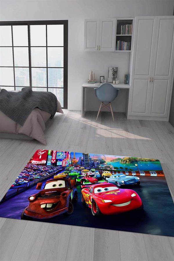 Kaymaz Taban Makinada Yıkanabilir Dijital Baskı Şimşek Mcqueen Desenli Genç Odası Halısı Dot Taban Halı GNC58