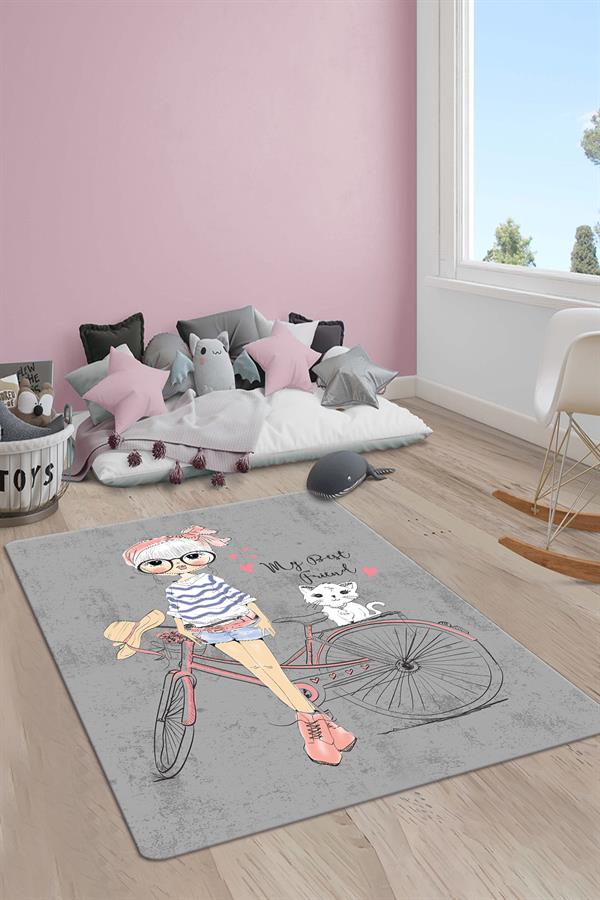 Kaymaz Taban Yıkanabilir Kız ve Kedi Desenli Çocuk Halısı