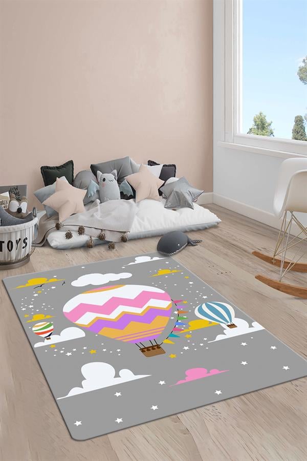 Kaymaz Taban Yıkanabilir Renkli Uçan Balon Desenli Çocuk Halısı