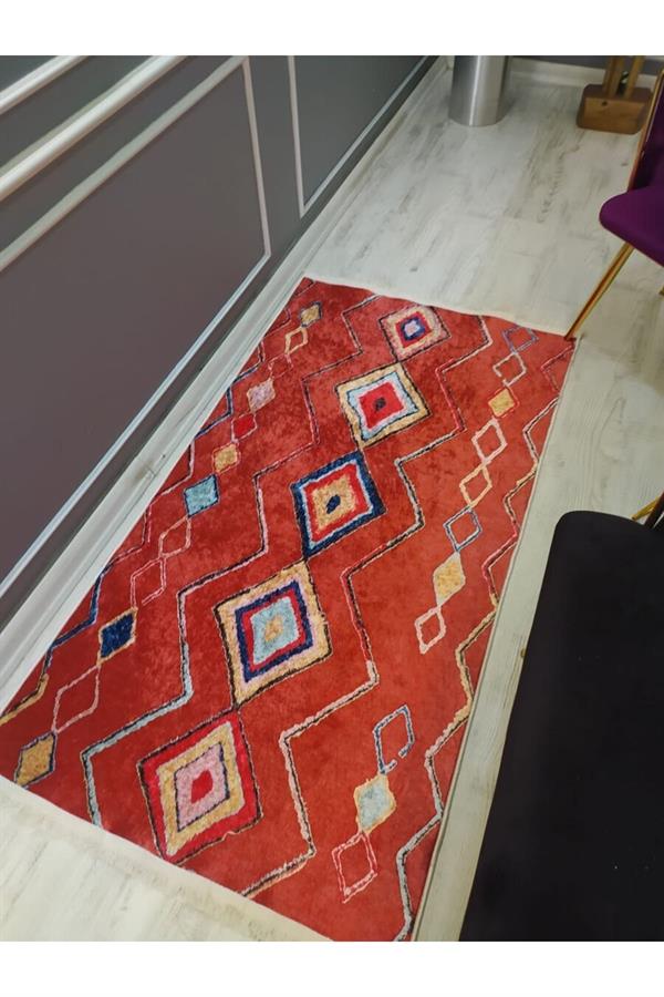 Kaymaz Tabanlı Yıkanabilir Kırmızı Kilim Desenli Dokuma Taban Halı