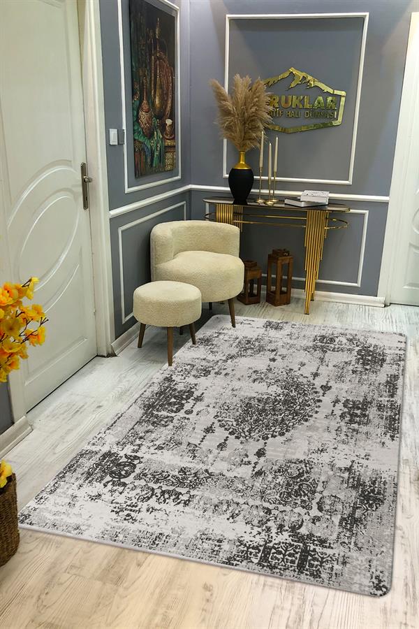 Kaymaz Tabanlı Yıkanabilir Leke Tutmaz Modern Klasik Desenli Salon Halısı Dot Taban Halı KLDH29
