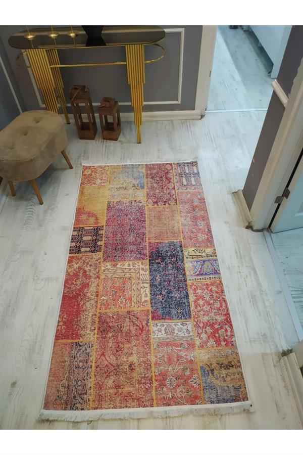 Kaymaz Tabanlı Yıkanabilir Renkli Karabağ Kilim Desenli Dokuma Taban Halı